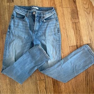 Elizabeth and James Slim Straight jeans